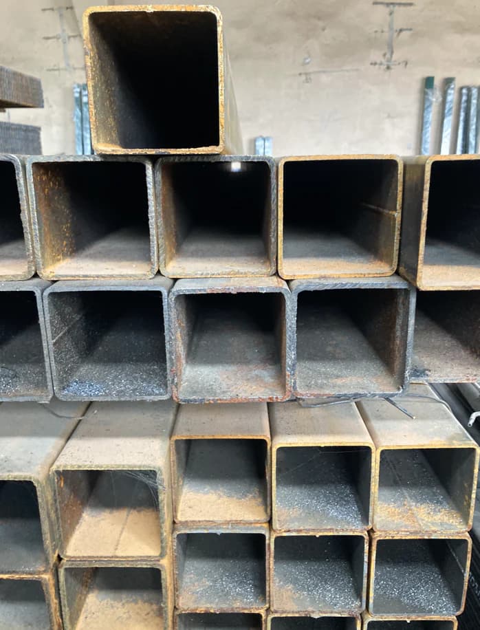 Terasest nelikanttoru 100x100x4.0mm